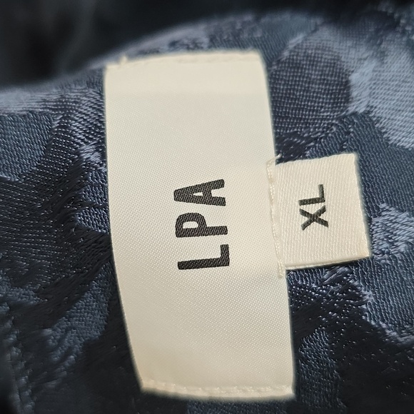 LPA Lanette Top Blouse Long Sleeves Open Back Shirt Navy Size XL - Picture 12 of 15